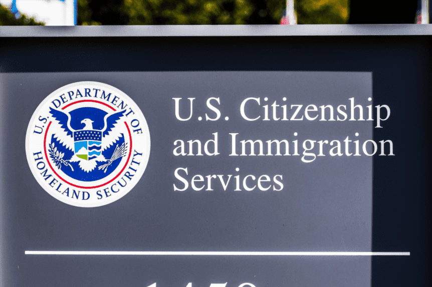 Uscis Expands Premium Processing Service To E 3 Petitioners